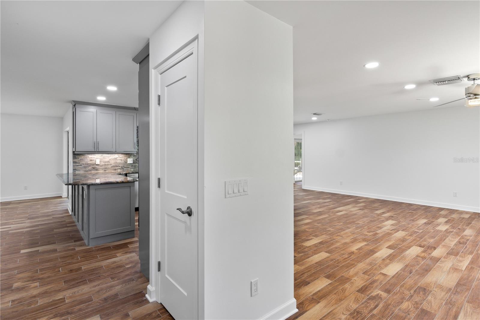 9421 MOONLIGHT DR, SANIBEL, FL, 33957