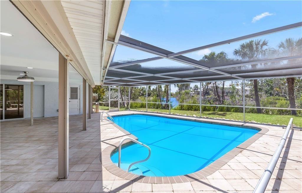 9421 MOONLIGHT DR, SANIBEL, FL, 33957