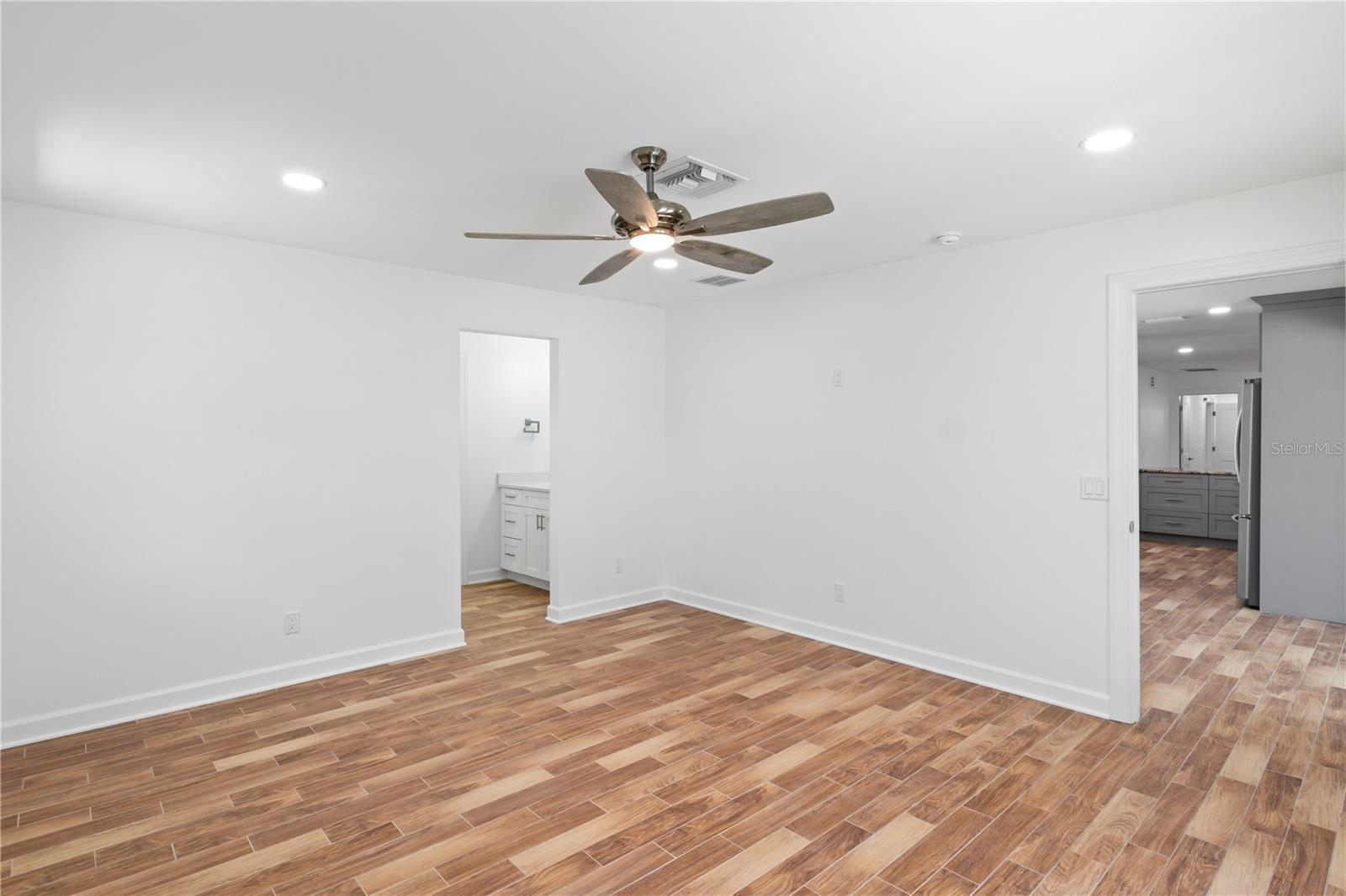 9421 MOONLIGHT DR, SANIBEL, FL, 33957