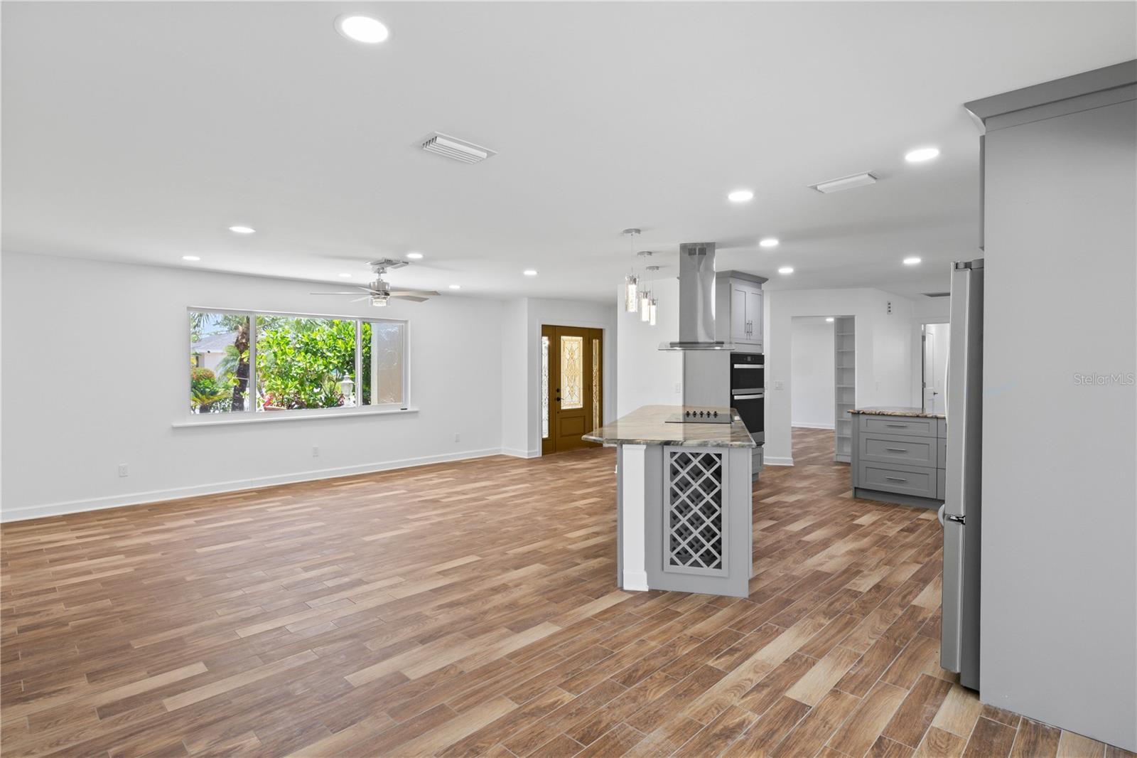 9421 MOONLIGHT DR, SANIBEL, FL, 33957