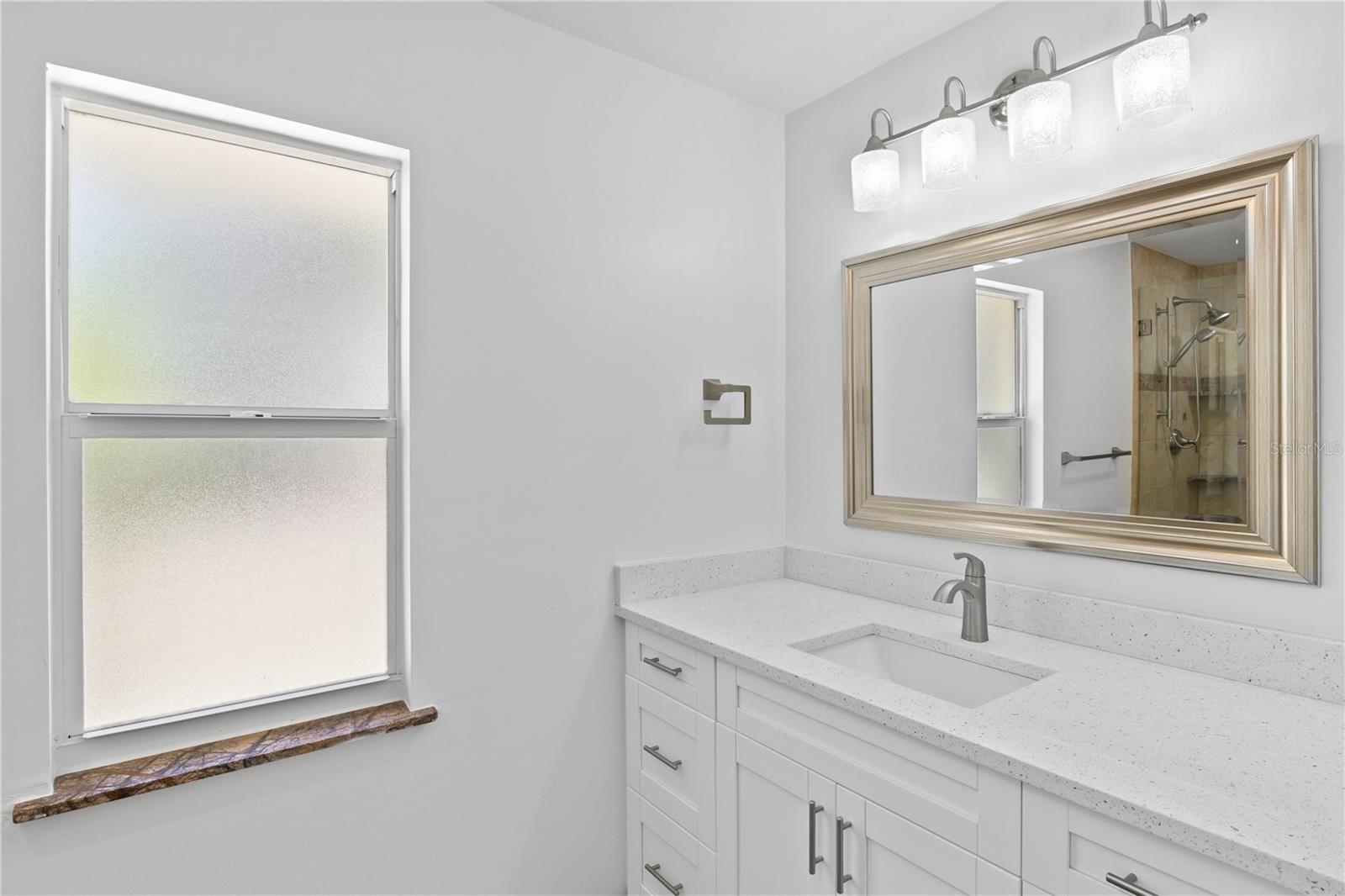 9421 MOONLIGHT DR, SANIBEL, FL, 33957