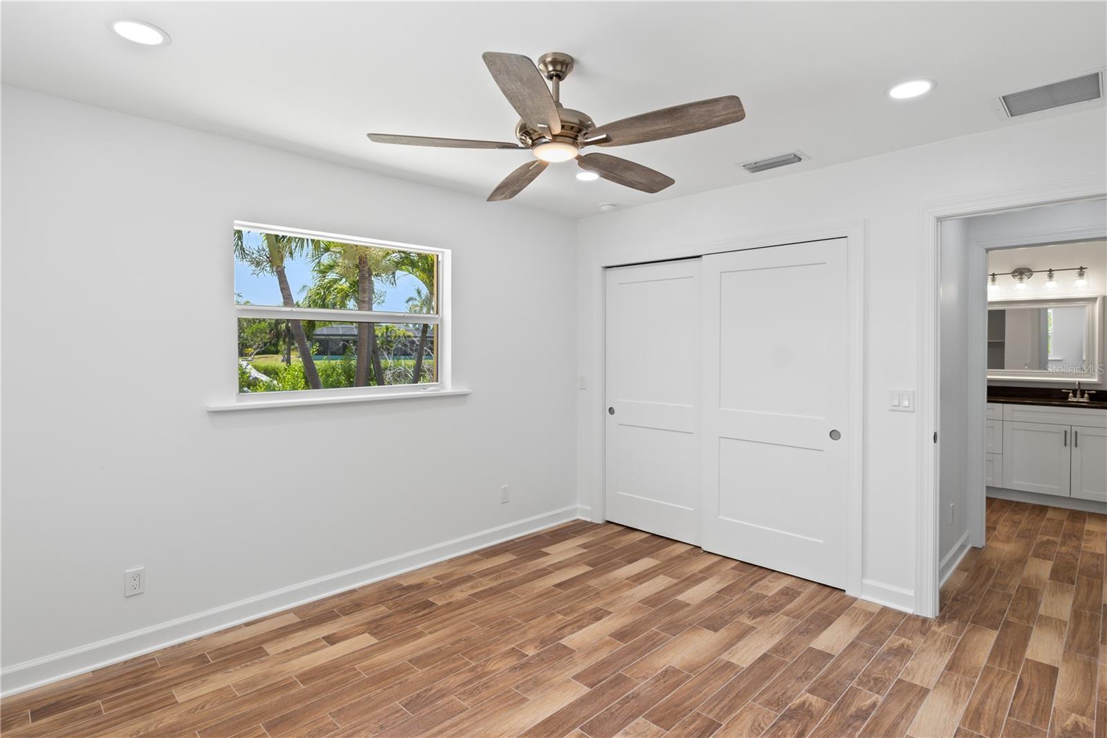 9421 MOONLIGHT DR, SANIBEL, FL, 33957