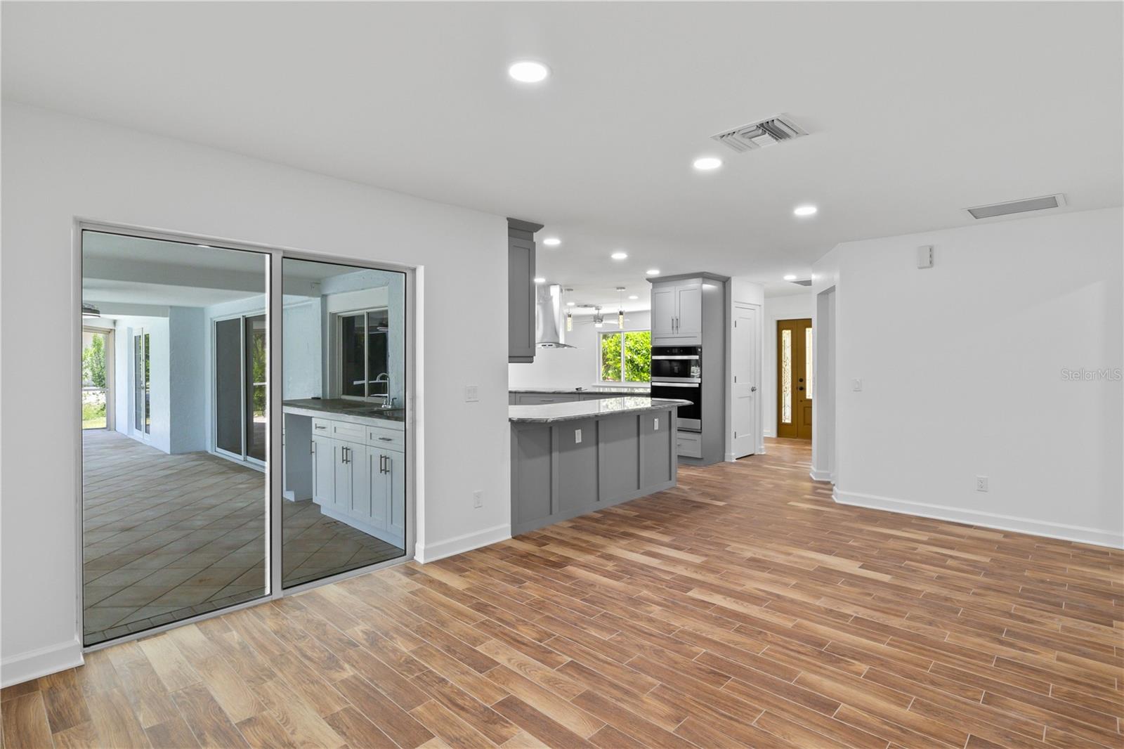 9421 MOONLIGHT DR, SANIBEL, FL, 33957