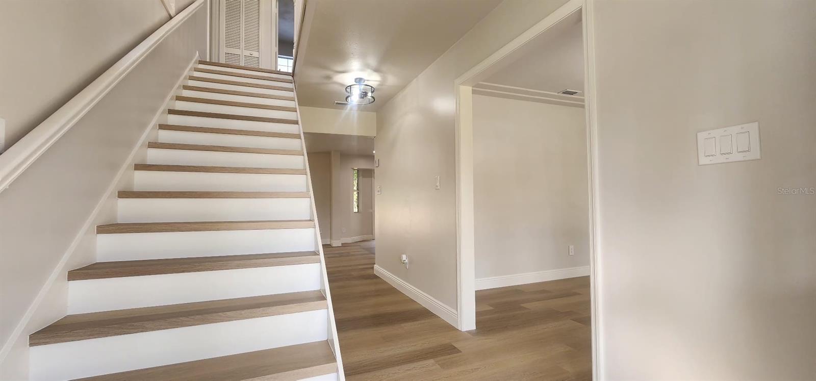 100 REDBUD WOODS TRL, PALATKA, FL, 32177