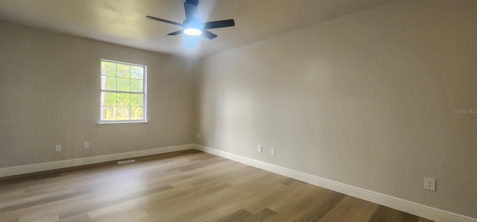 100 REDBUD WOODS TRL, PALATKA, FL, 32177