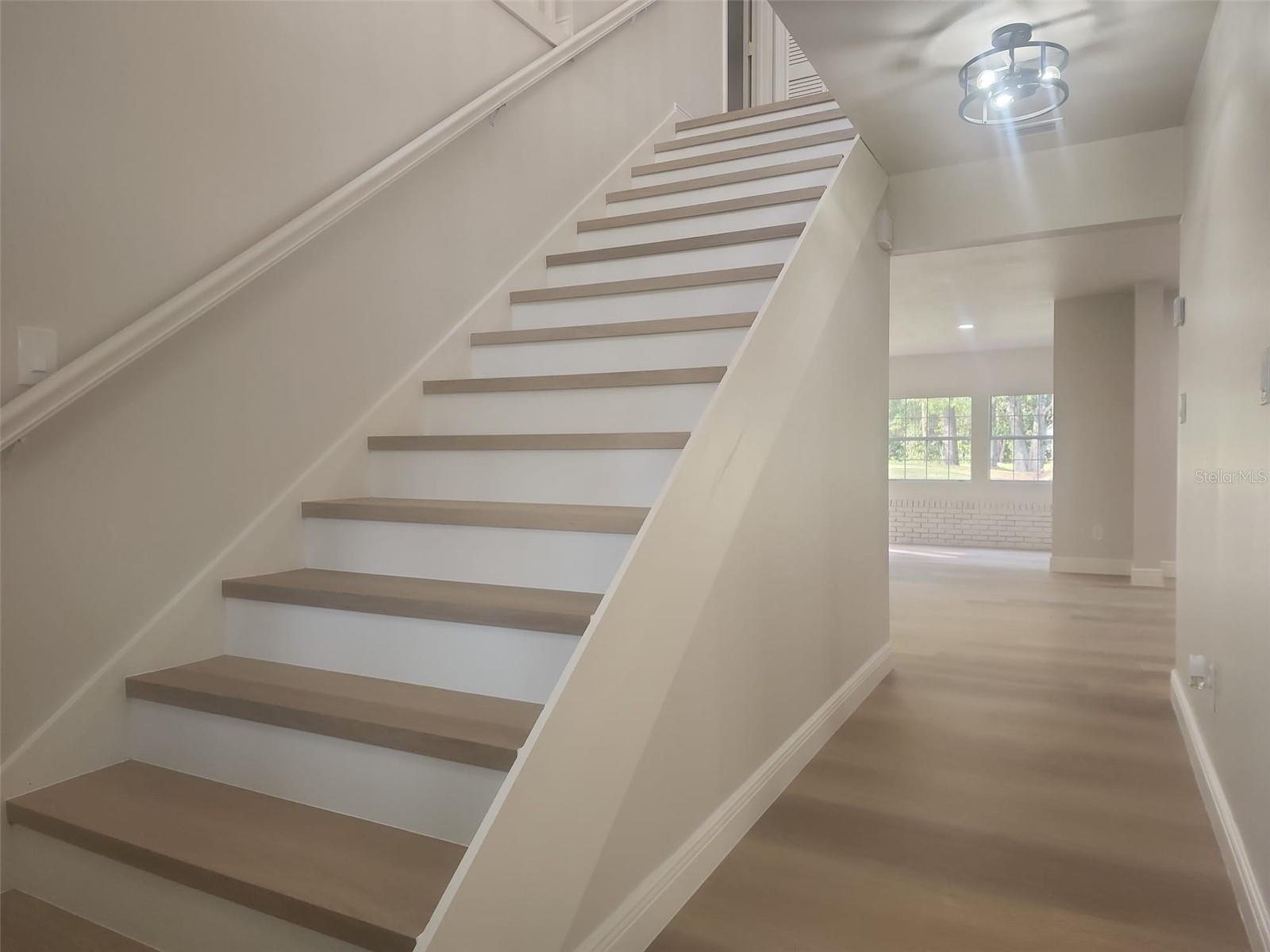 100 REDBUD WOODS TRL, PALATKA, FL, 32177