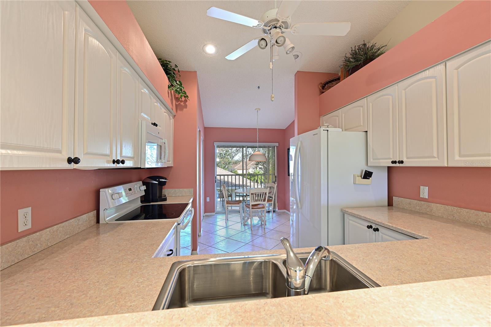 6904 DREWRYS BLF #810, BRADENTON, FL, 34203