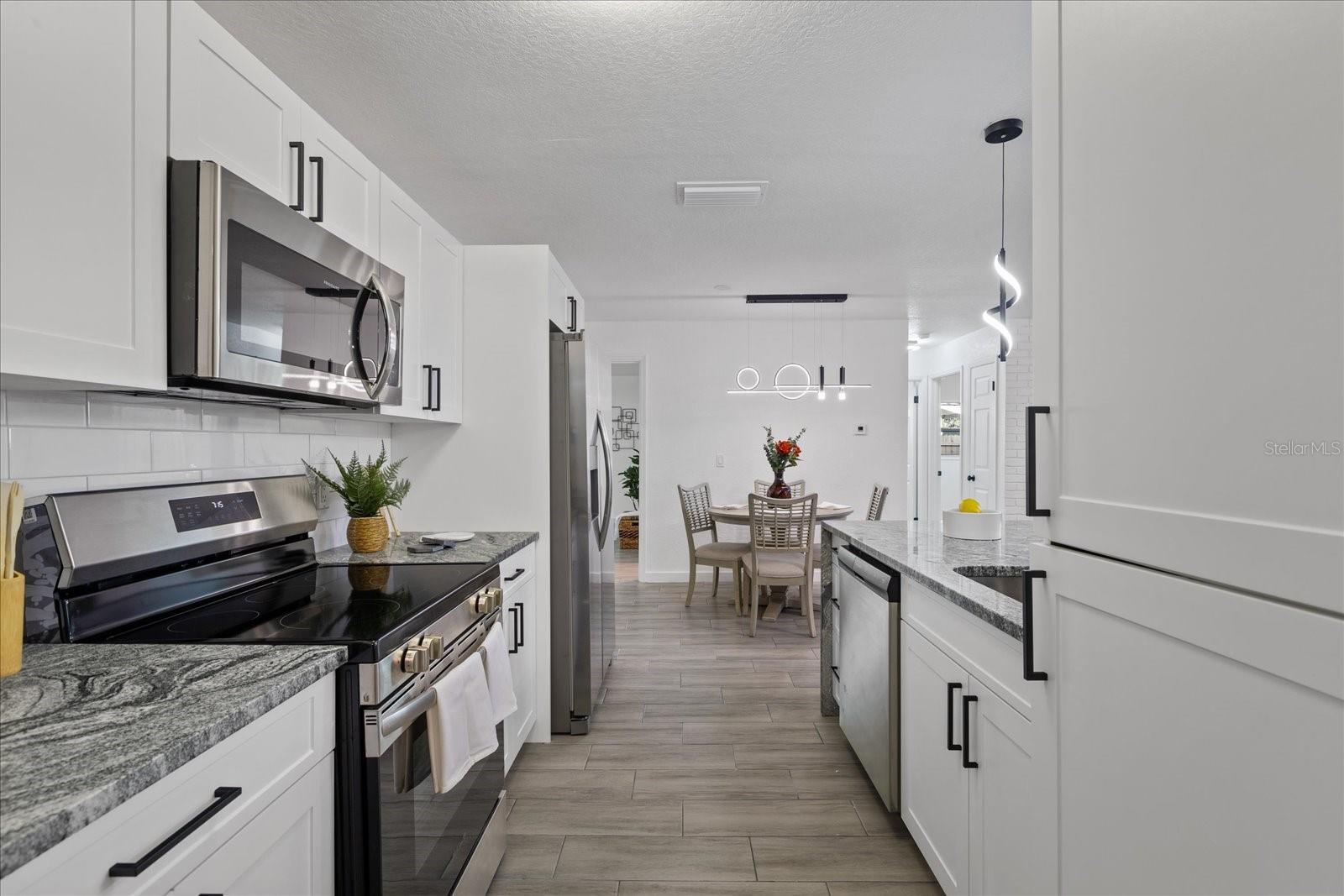 1814 GREENWOOD DR, OLDSMAR, FL, 34677