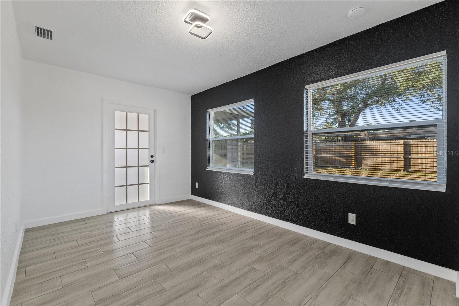 1814 GREENWOOD DR, OLDSMAR, FL, 34677