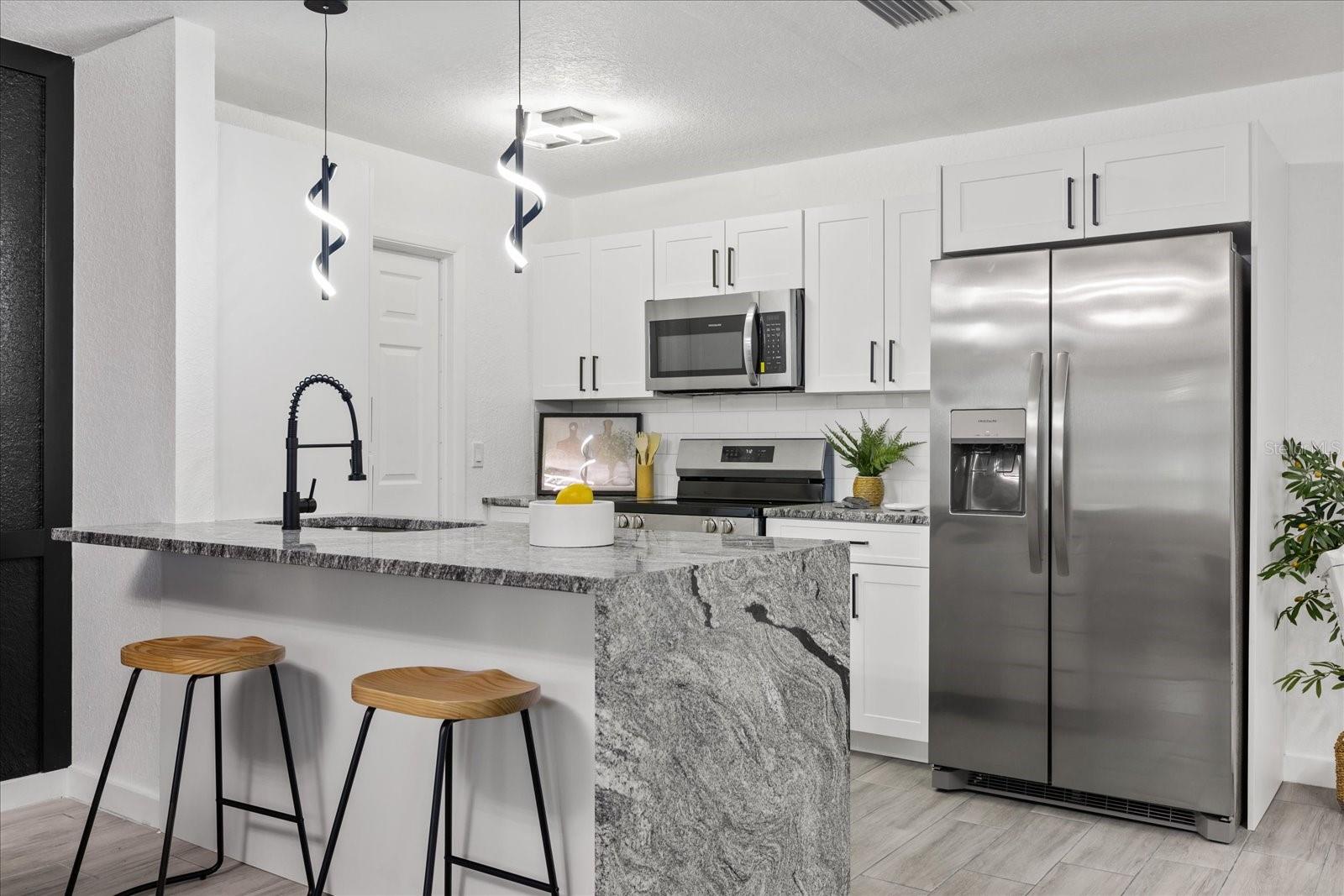 1814 GREENWOOD DR, OLDSMAR, FL, 34677