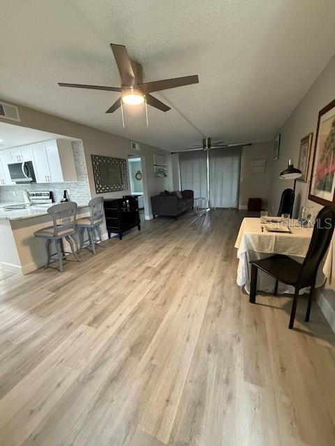 1250 S PINELLAS AVE #202, TARPON SPRINGS, FL, 34689