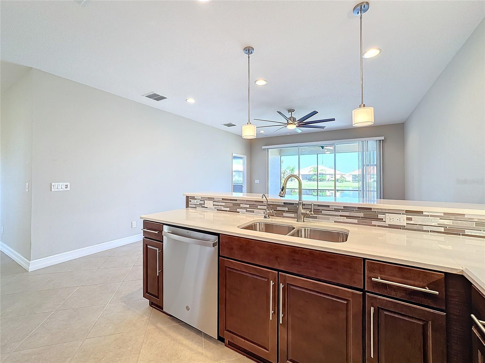 4847 MARBLE SPRINGS CIR, WIMAUMA, FL, 33598