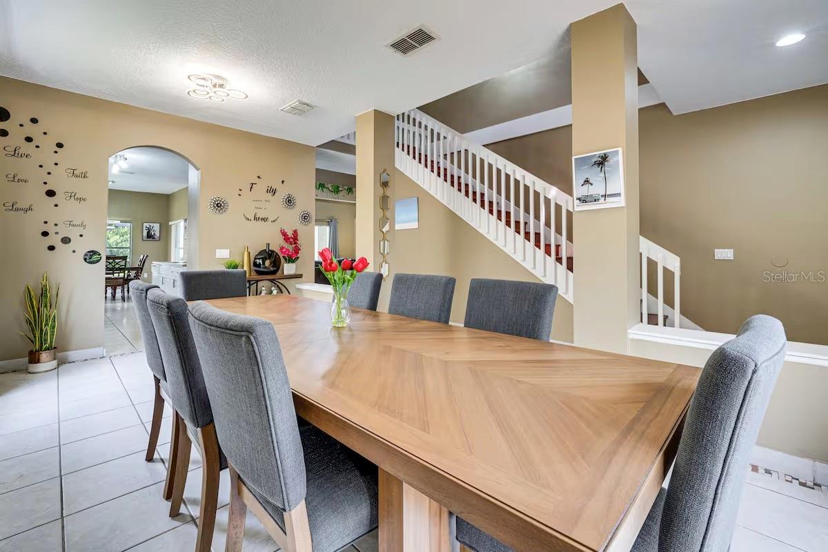 4615 CUMBRIAN LAKES DR, KISSIMMEE, FL, 34746