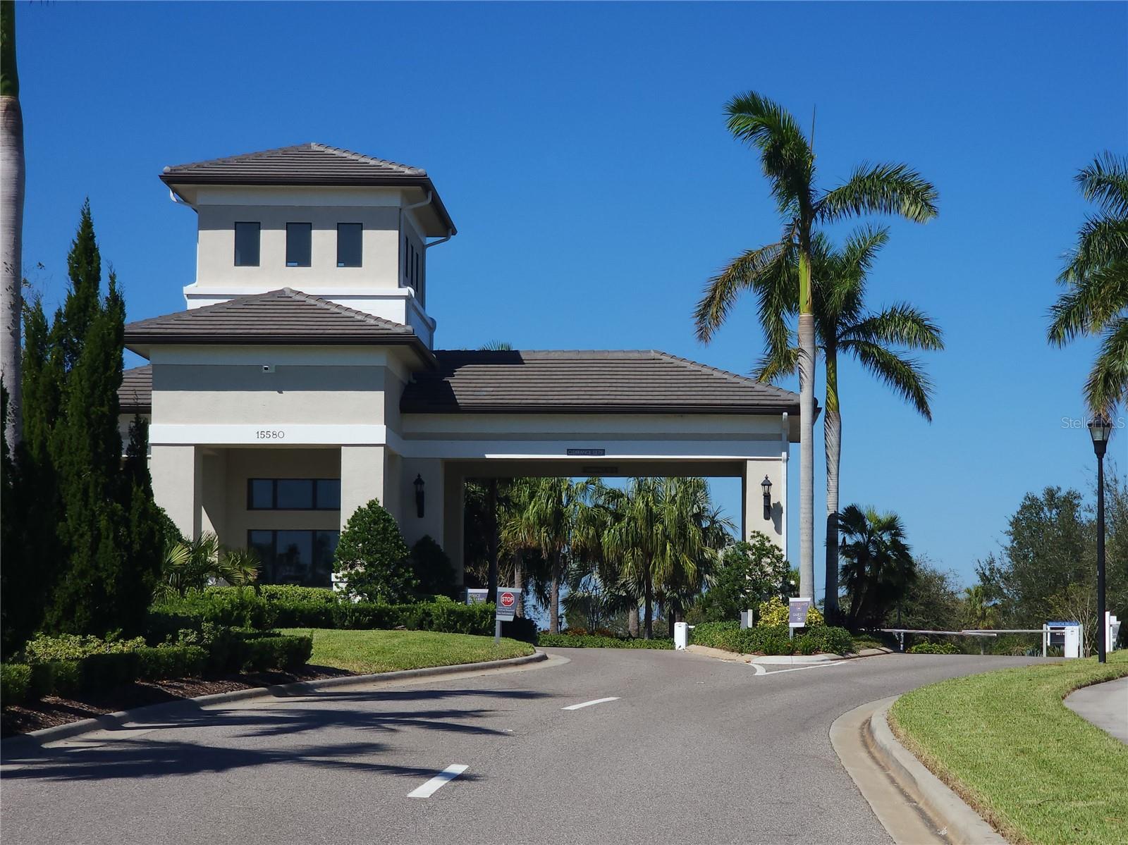 5013 SEVILLA SHORES DR, WIMAUMA, FL, 33598