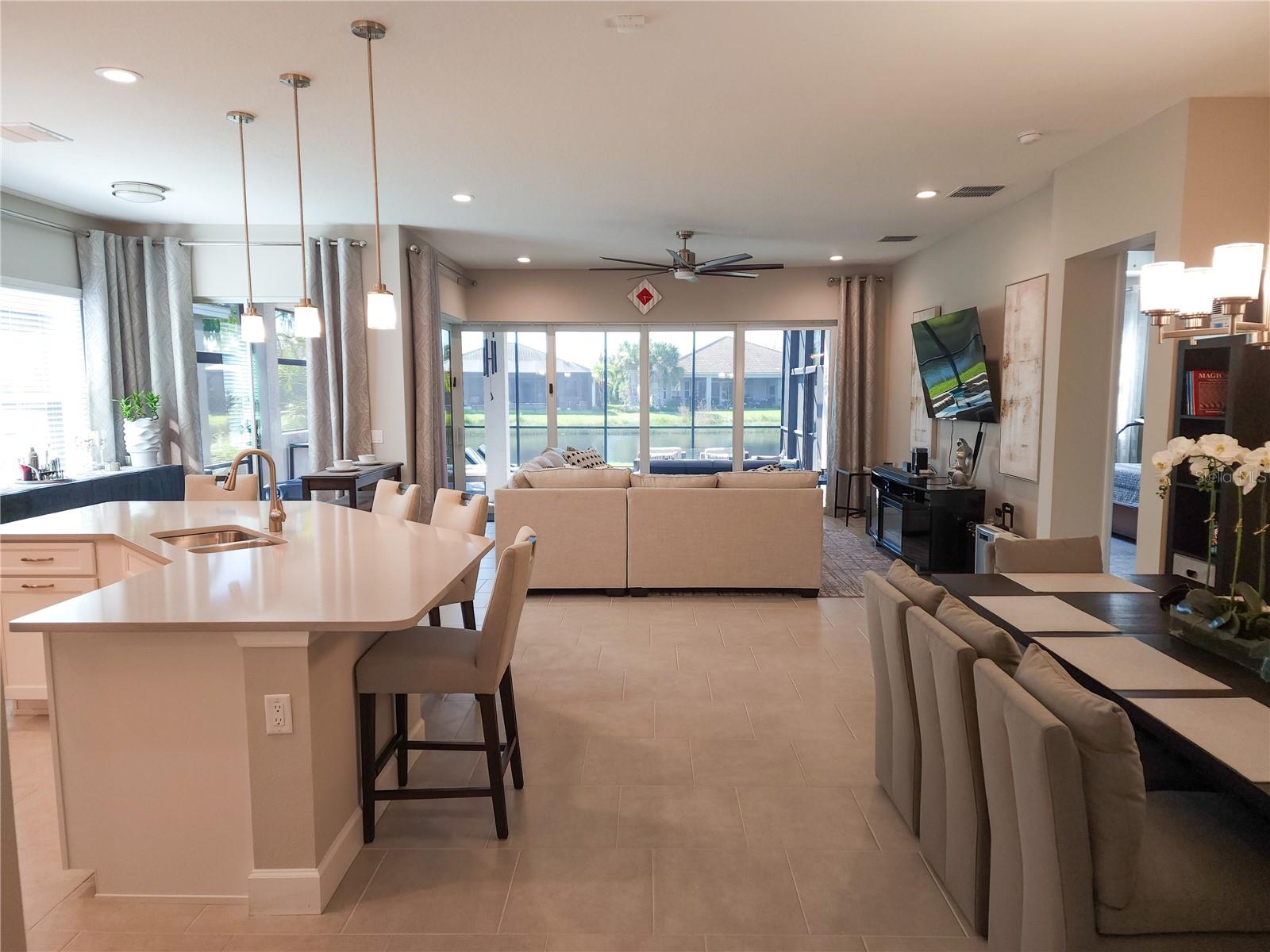 5013 SEVILLA SHORES DR, WIMAUMA, FL, 33598