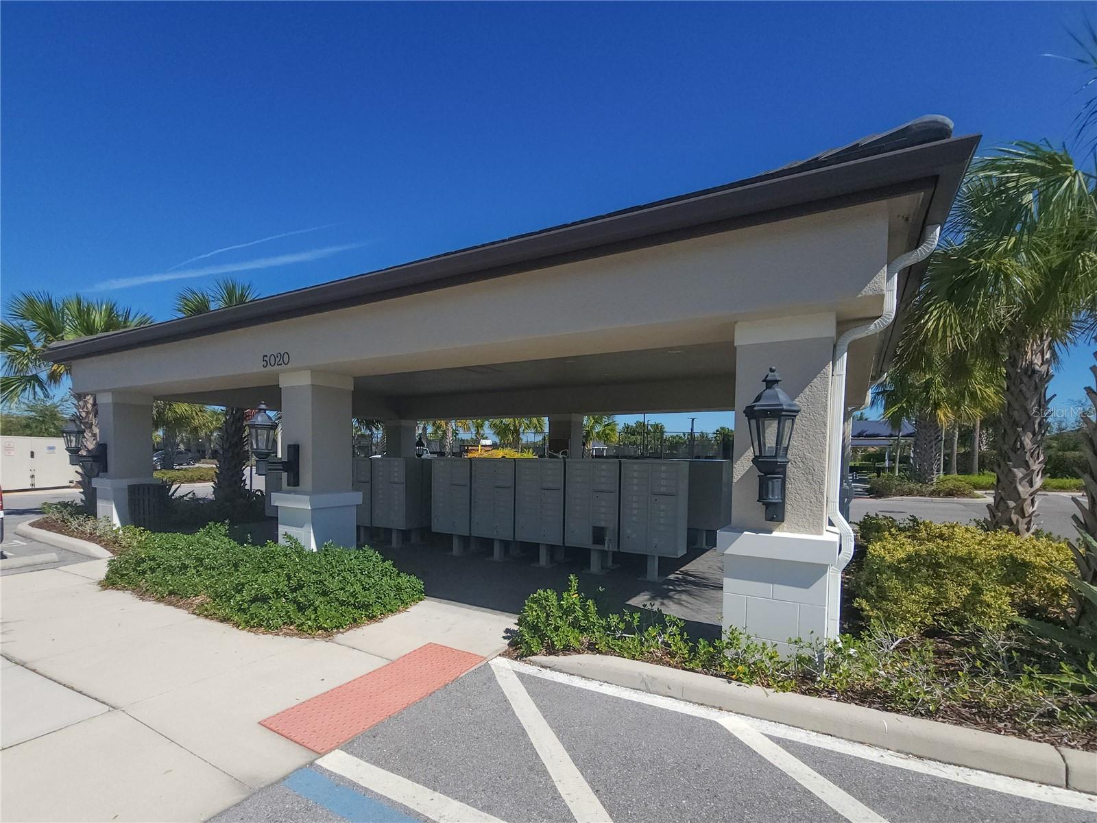 5013 SEVILLA SHORES DR, WIMAUMA, FL, 33598