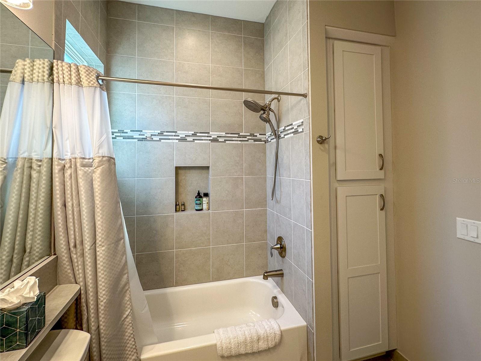 5013 SEVILLA SHORES DR, WIMAUMA, FL, 33598