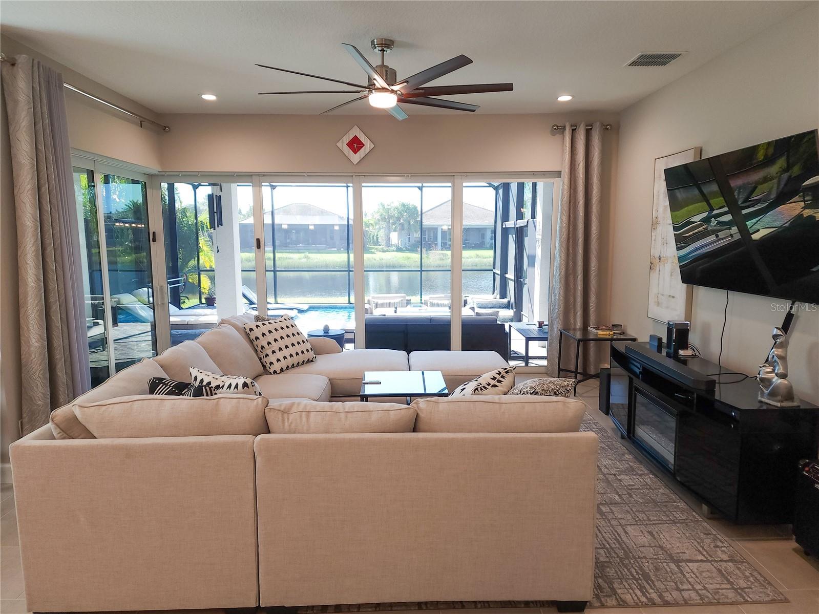 5013 SEVILLA SHORES DR, WIMAUMA, FL, 33598