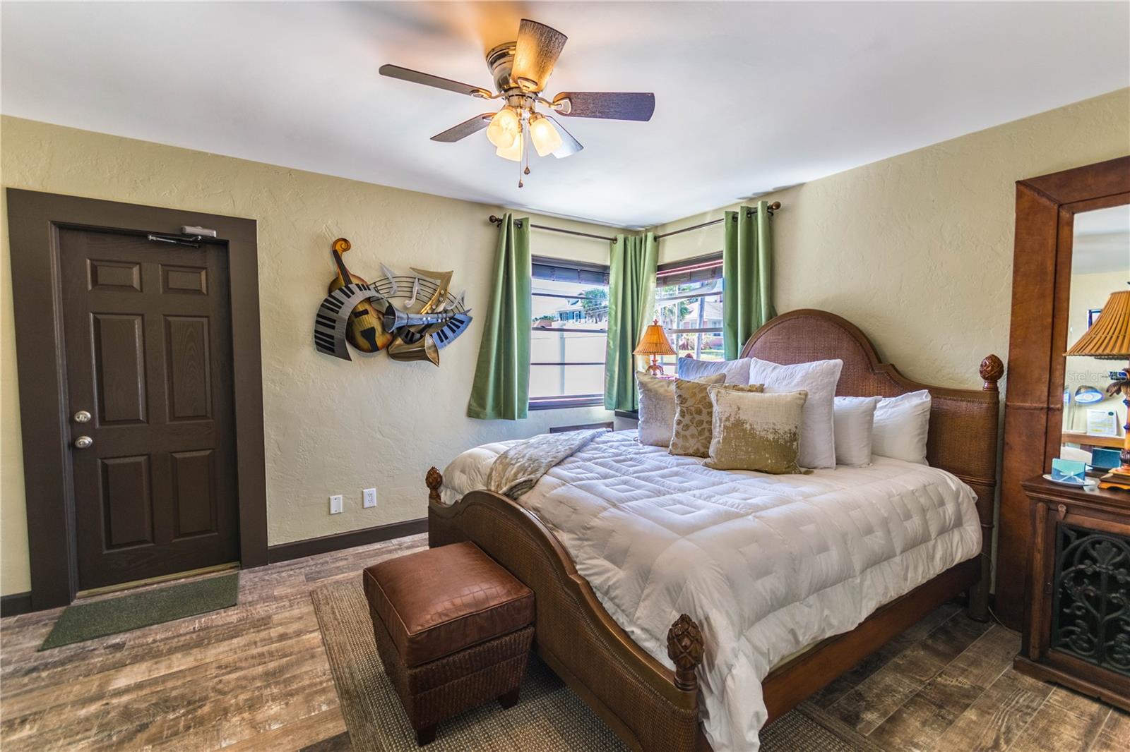 600 OAKRIDGE BLVD, DAYTONA BEACH, FL, 32118