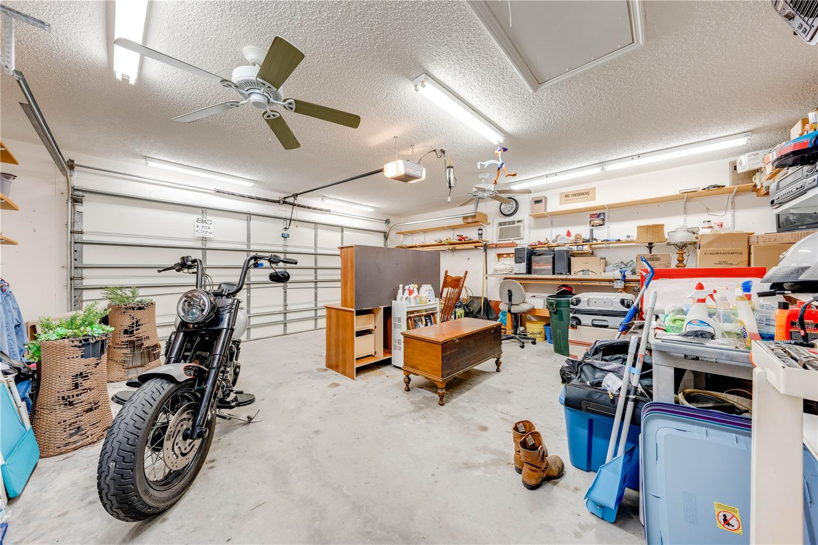 1055 PINDER ST, DELTONA, FL, 32725