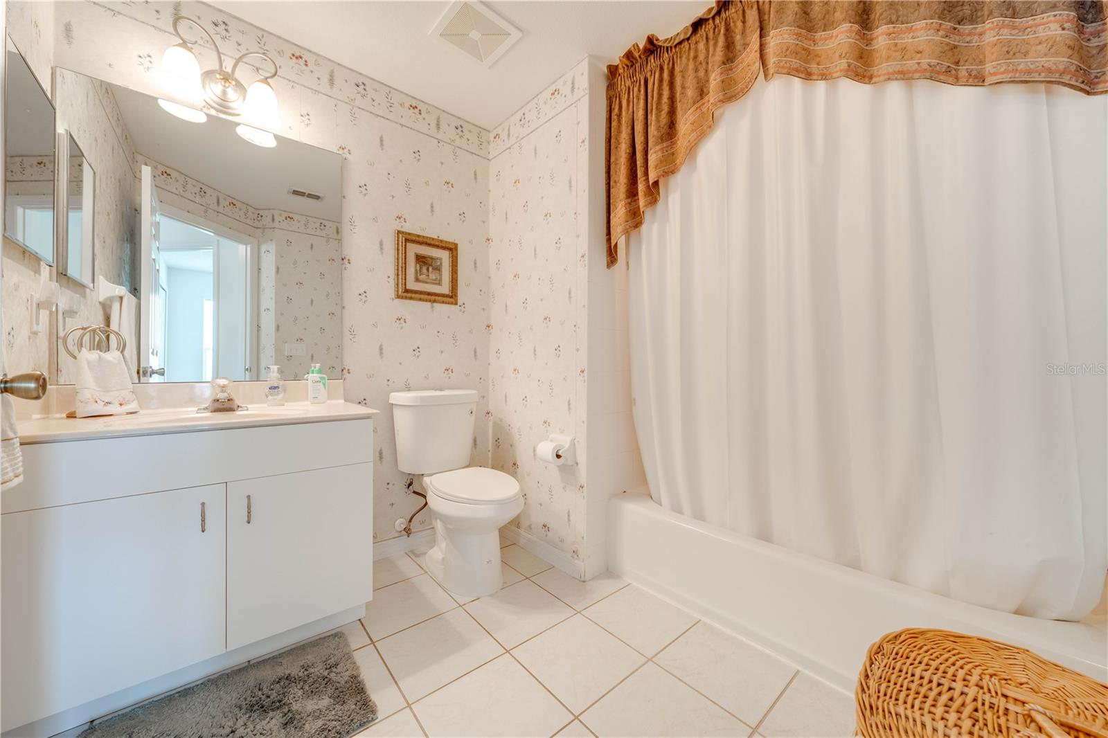 1055 PINDER ST, DELTONA, FL, 32725