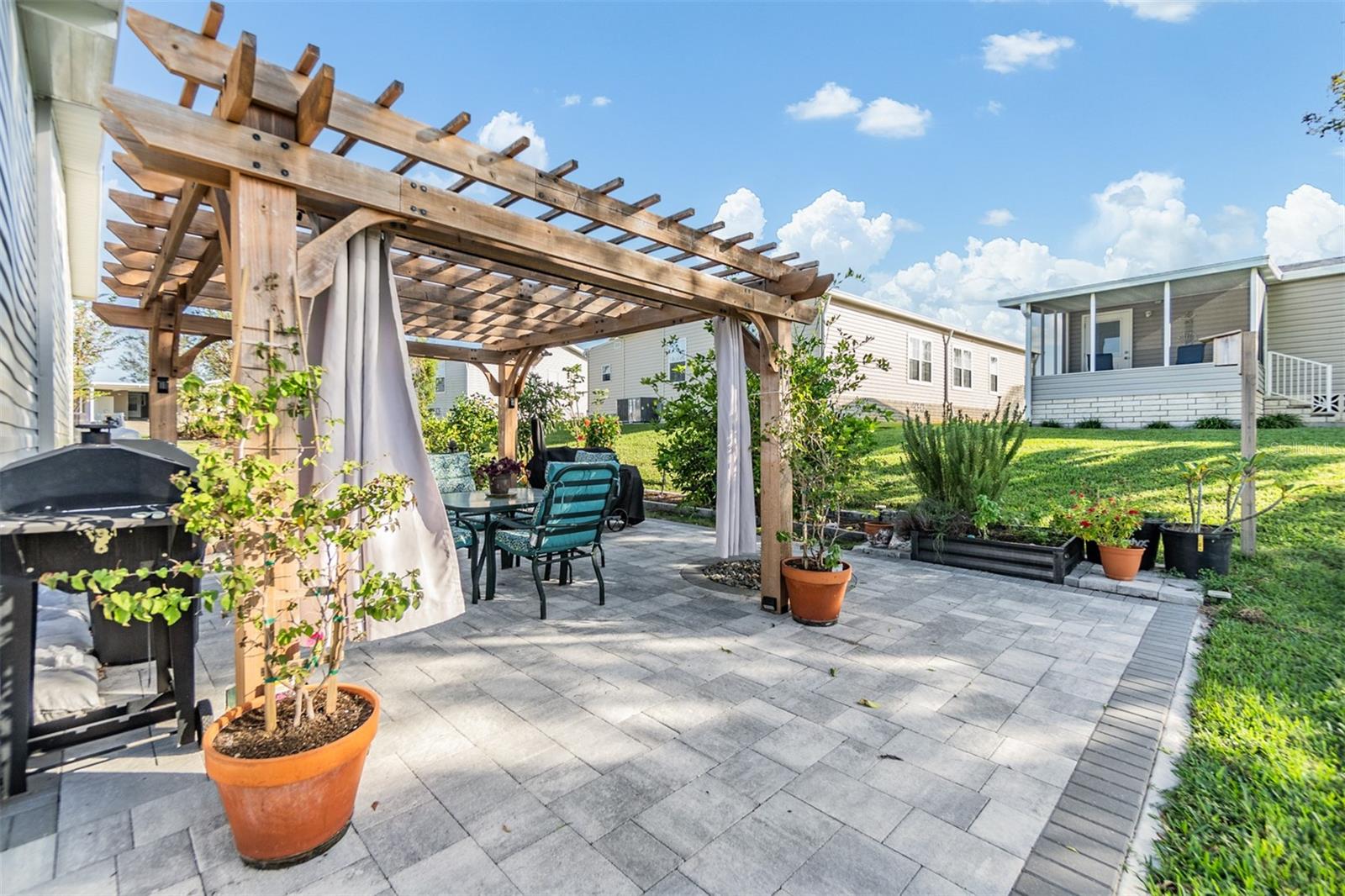 37047 NEUKOM AVE, ZEPHYRHILLS, FL, 33541