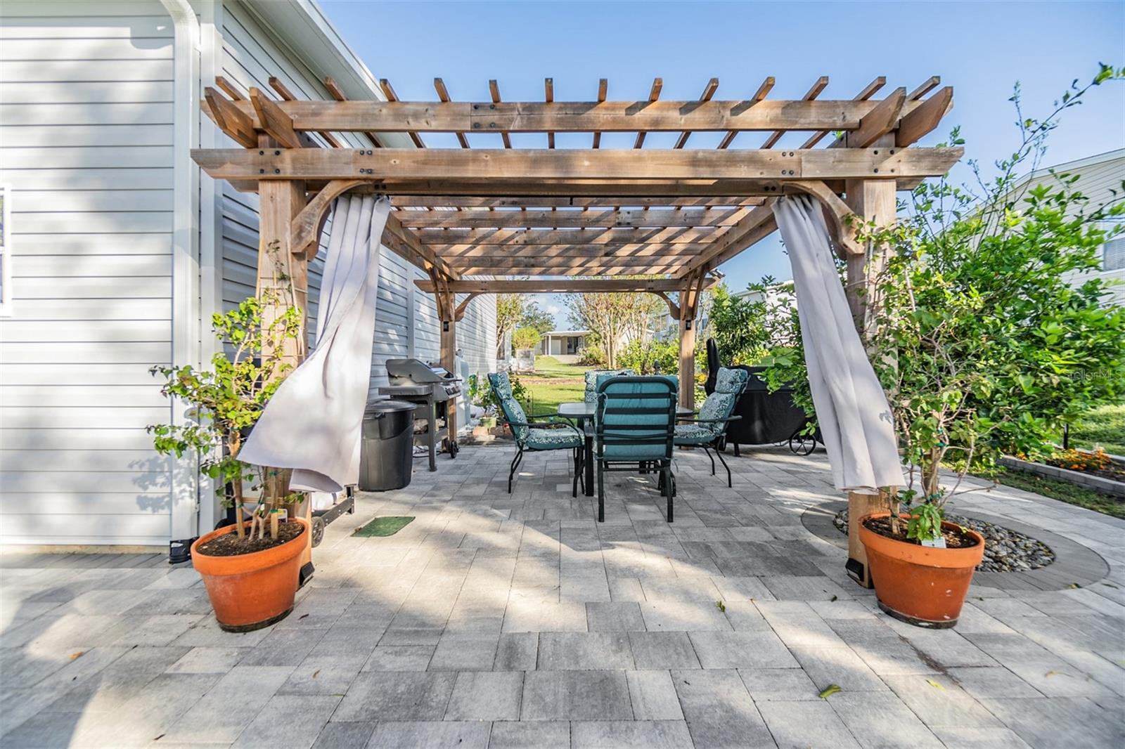 37047 NEUKOM AVE, ZEPHYRHILLS, FL, 33541