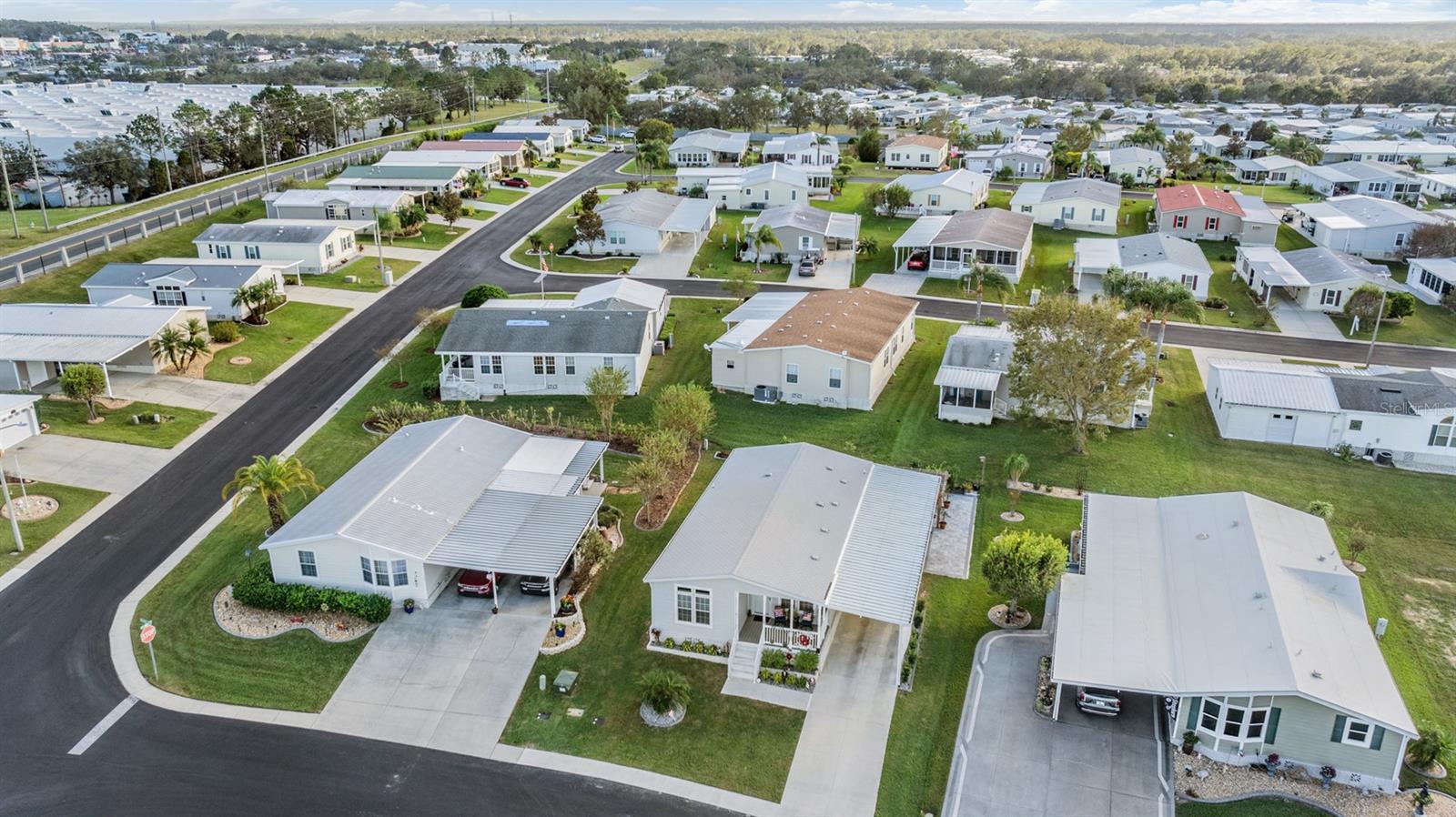 37047 NEUKOM AVE, ZEPHYRHILLS, FL, 33541