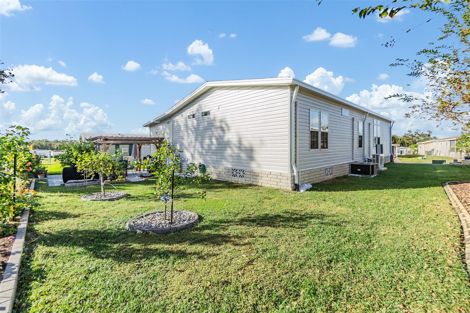 37047 NEUKOM AVE, ZEPHYRHILLS, FL, 33541