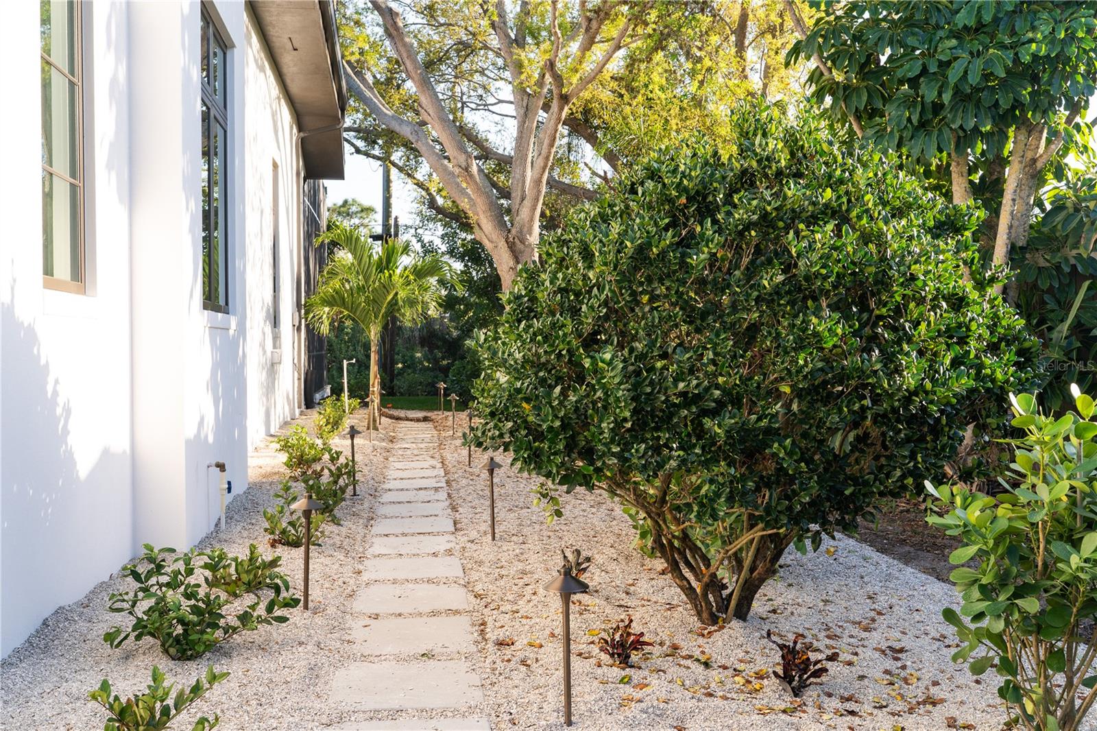 1802 FIELD RD, SARASOTA, FL, 34231