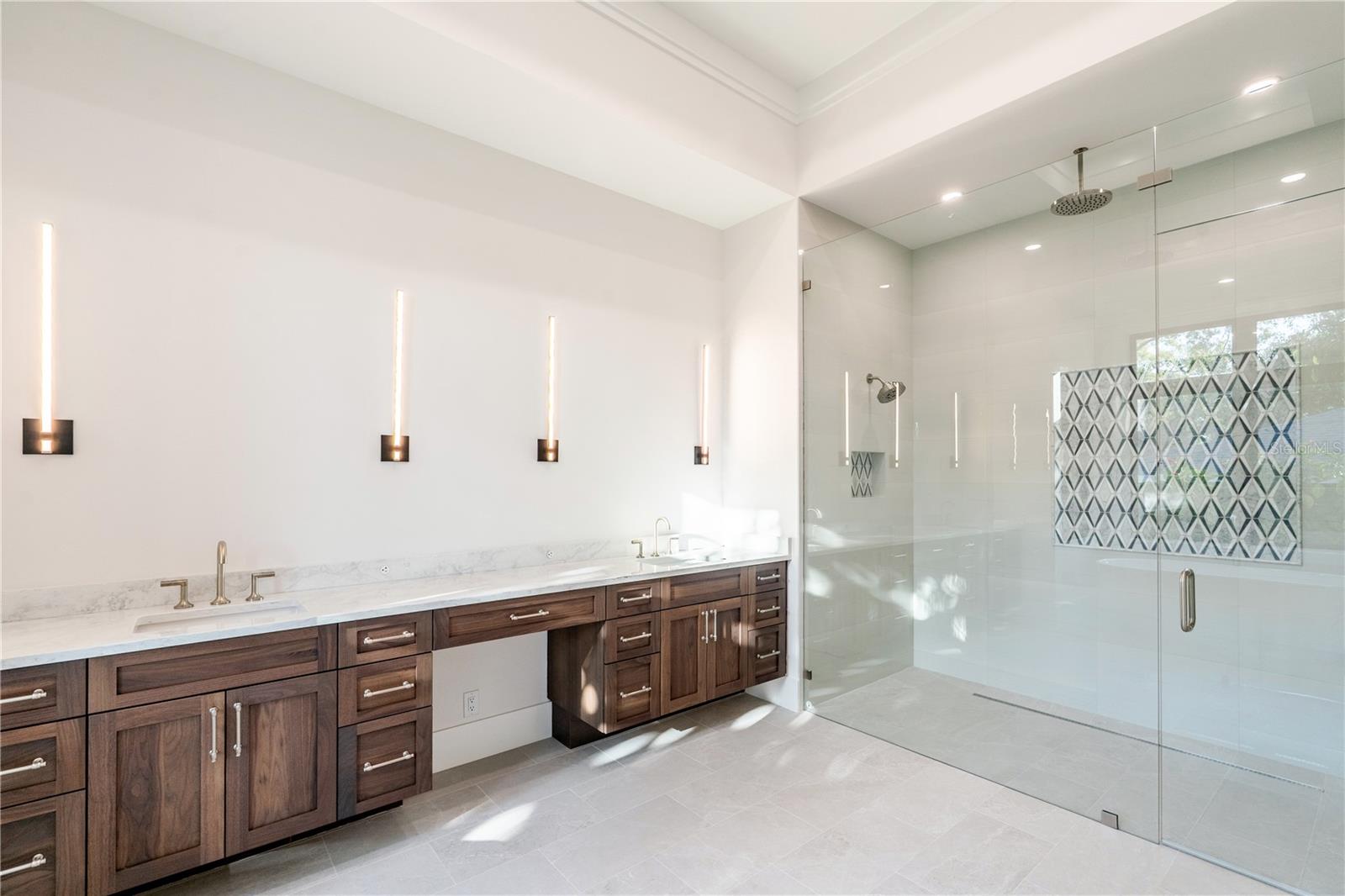 1802 FIELD RD, SARASOTA, FL, 34231