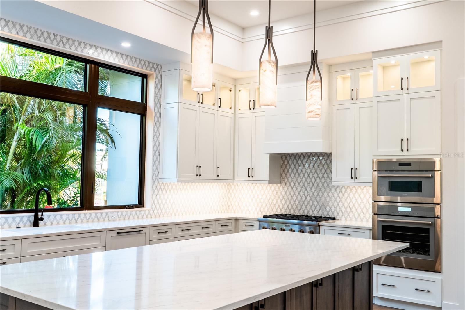 1802 FIELD RD, SARASOTA, FL, 34231