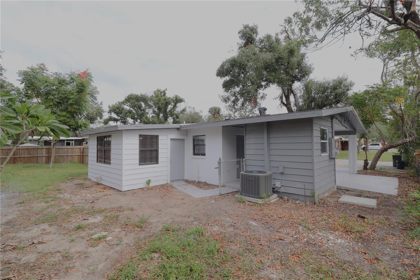 710 W EVERINA CIR, BRANDON, FL, 33510