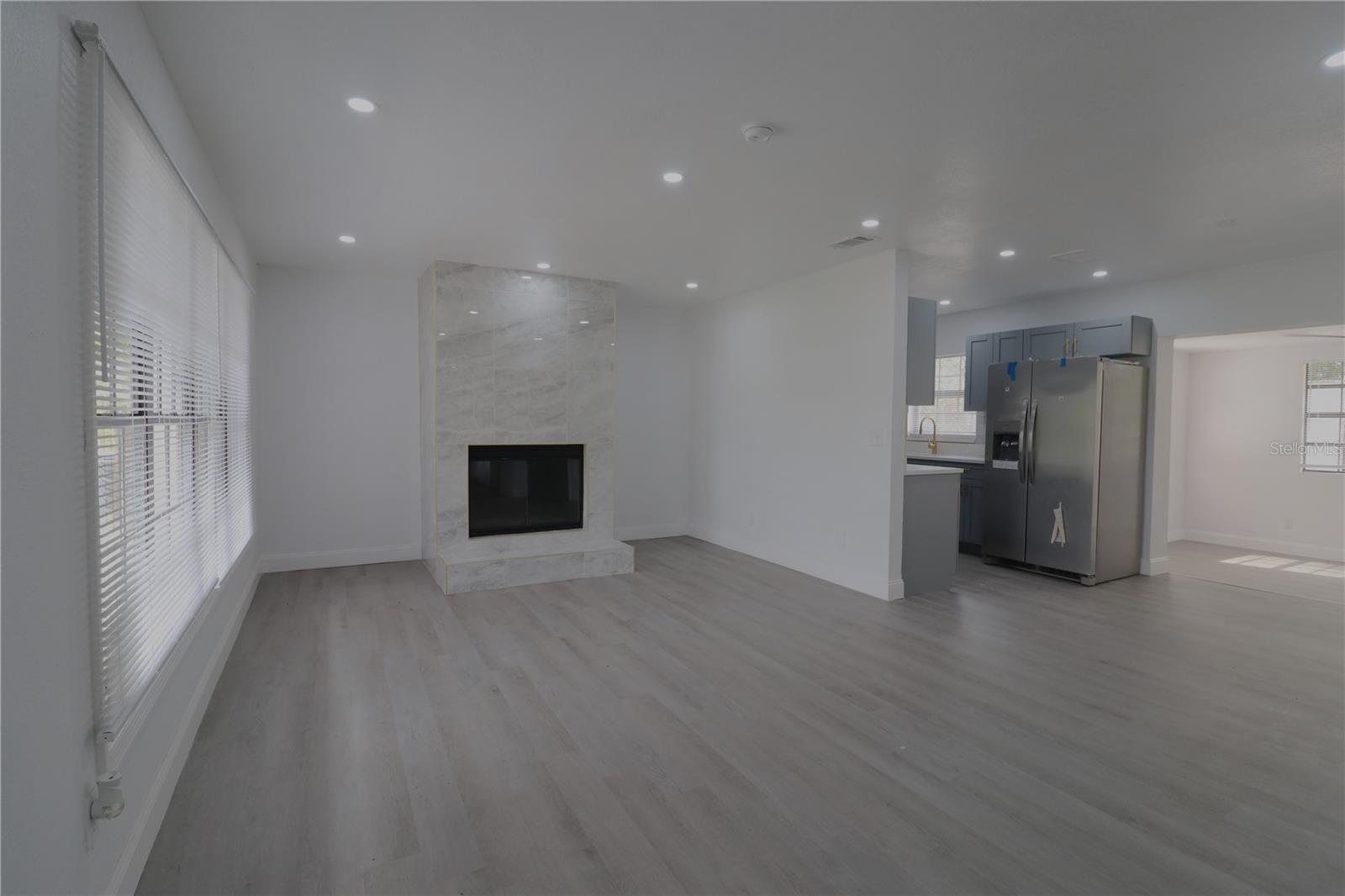 710 W EVERINA CIR, BRANDON, FL, 33510