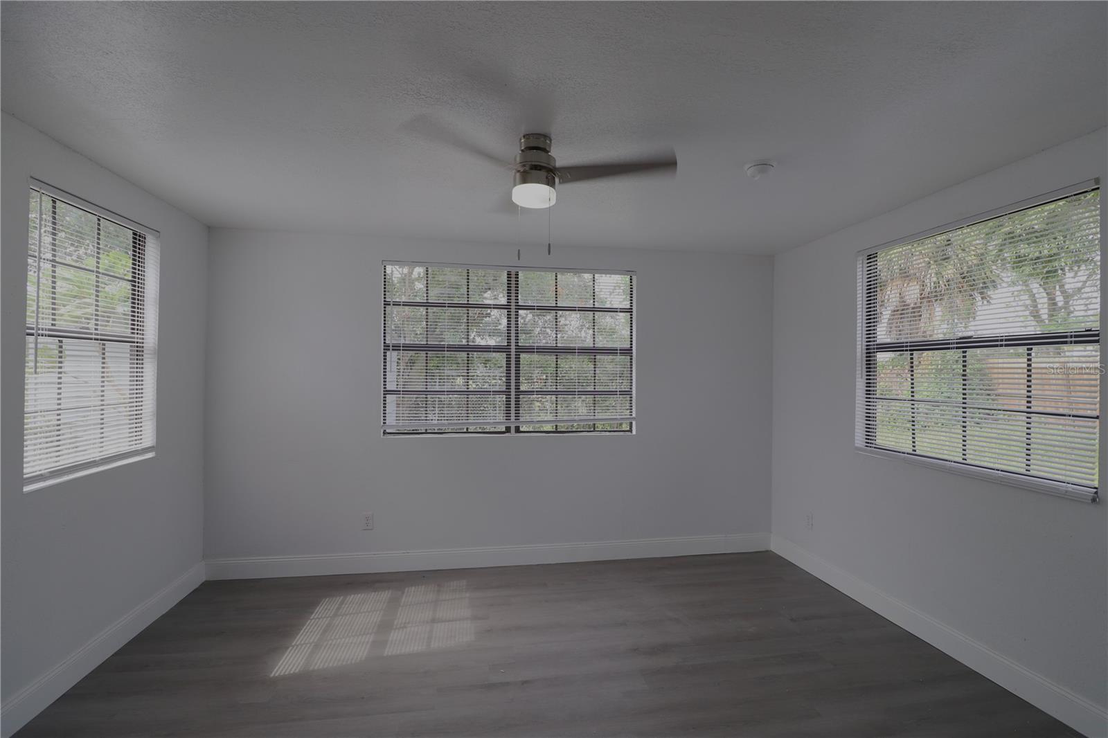 710 W EVERINA CIR, BRANDON, FL, 33510