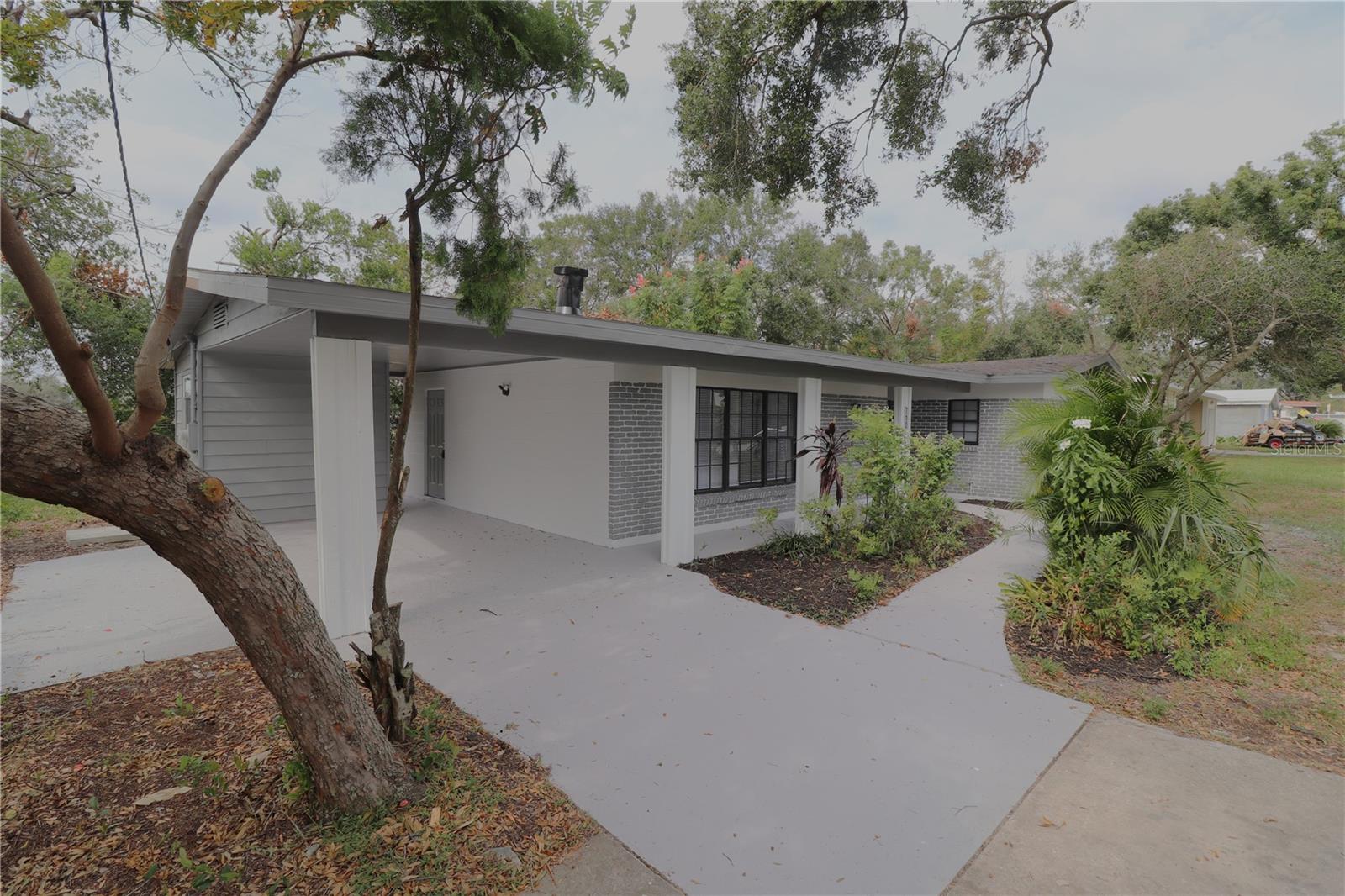 710 W EVERINA CIR, BRANDON, FL, 33510