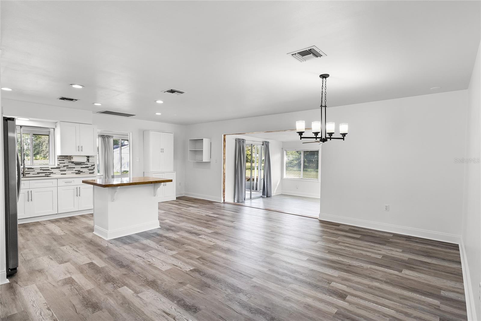 4121 EL DORADO DR, INDIAN LAKE ESTATES, FL, 33855