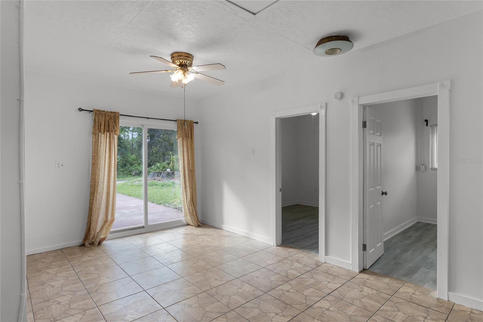 4121 EL DORADO DR, INDIAN LAKE ESTATES, FL, 33855