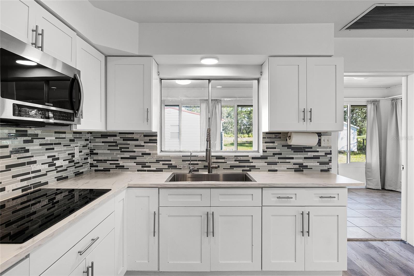 4121 EL DORADO DR, INDIAN LAKE ESTATES, FL, 33855