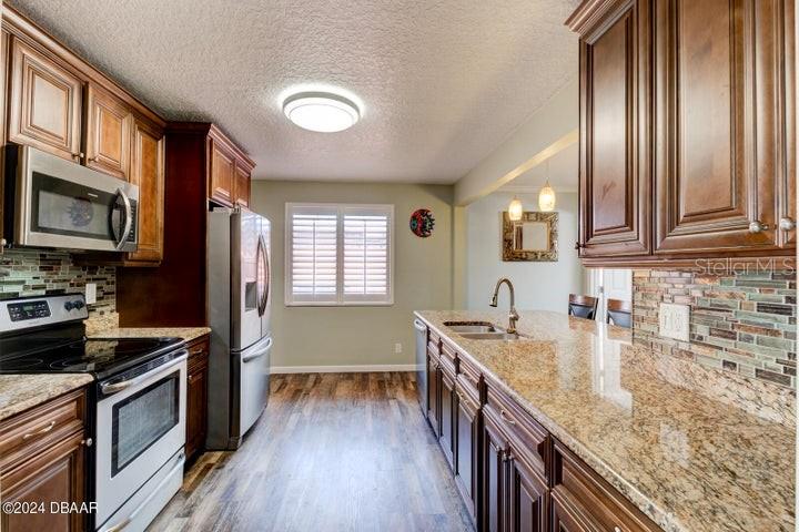 11 SUNRISE AVE, ORMOND BEACH, FL, 32176