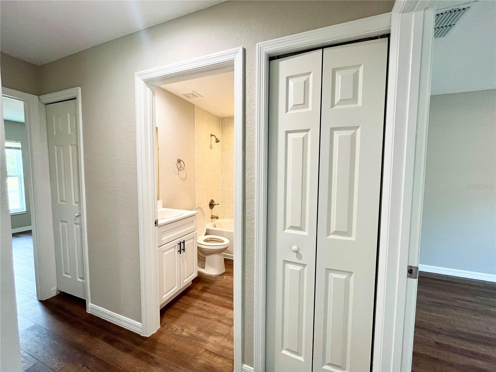 35 GUAVA TERRACE RADL, OCKLAWAHA, FL, 32179