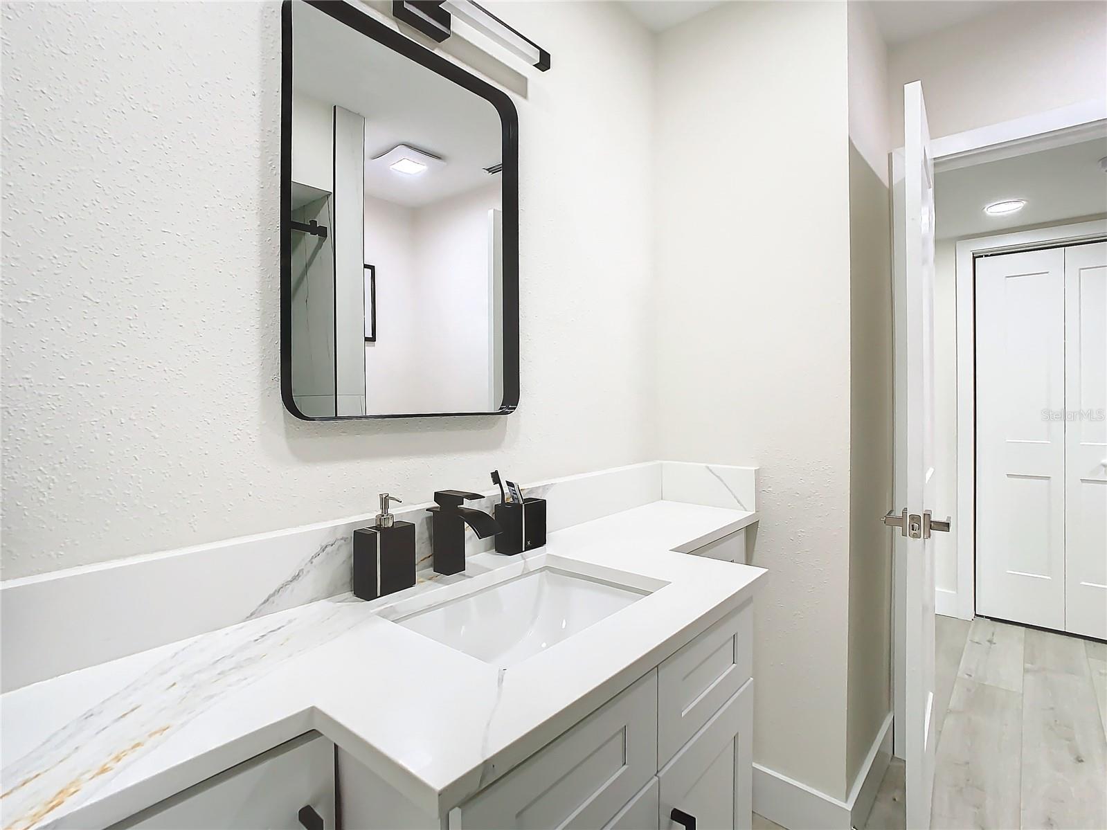 3304 DEL PRADO CT, TAMPA, FL, 33614