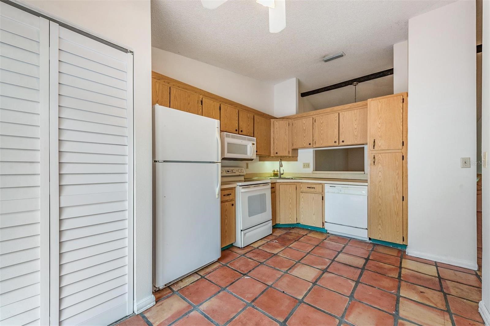 1333 SHADY PINE WAY #D, TARPON SPRINGS, FL, 34688