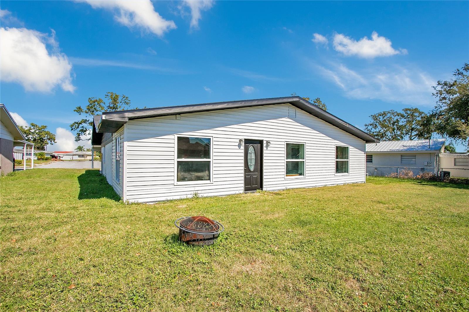 2030 LEISURE DR, WINTER HAVEN, FL, 33881