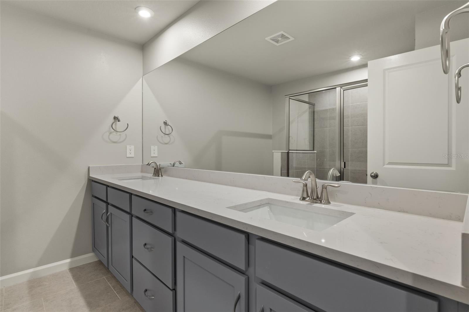 5632 BROOKLET WOODS DR, WESLEY CHAPEL, FL, 33545