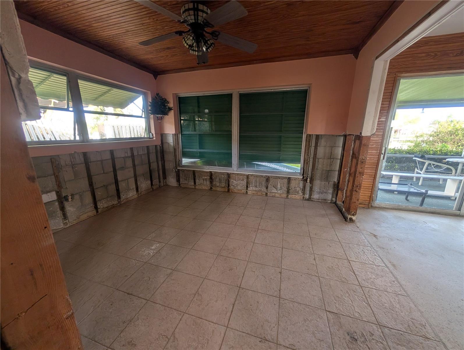 501 CRYSTAL DR, MADEIRA BEACH, FL, 33708