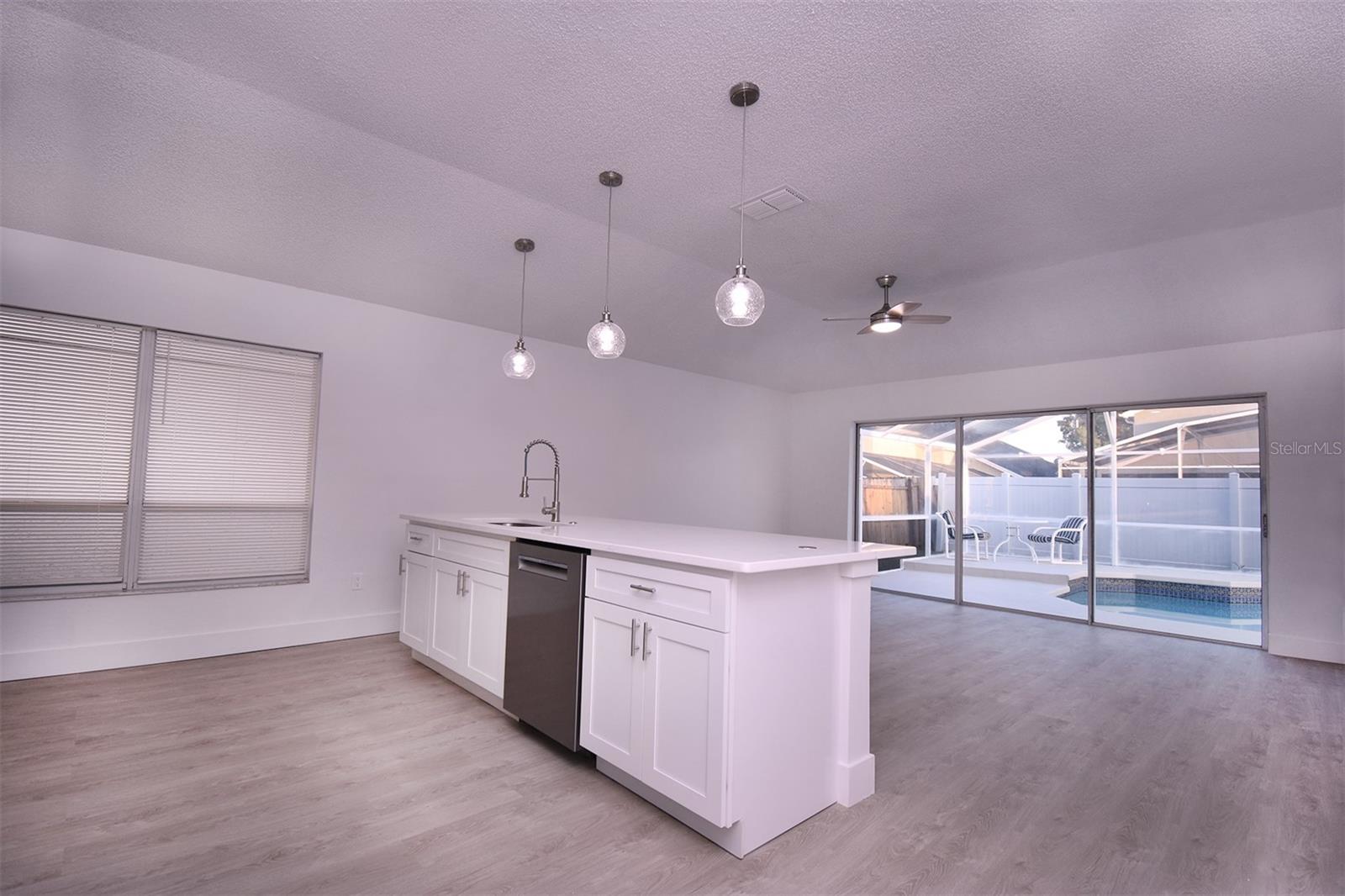 8815 PARLIAMENT CT, KISSIMMEE, FL, 34747