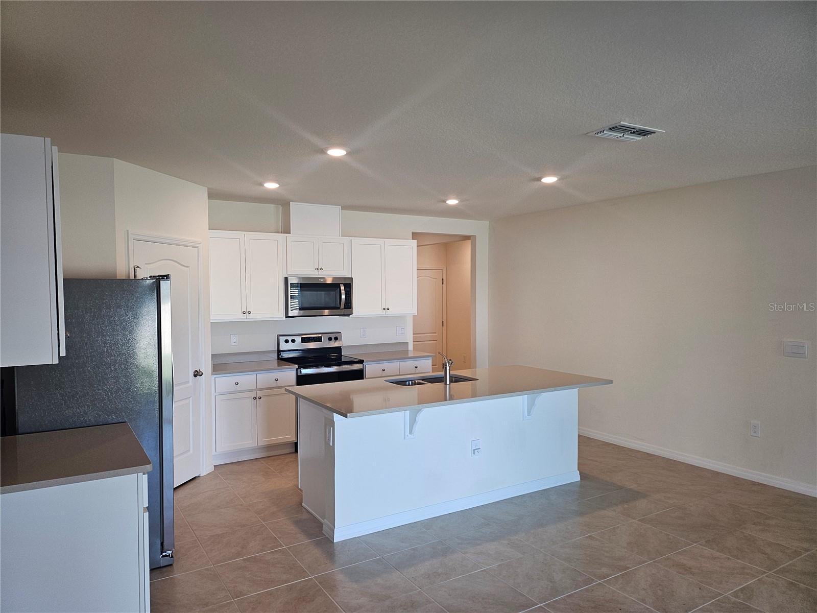 2566 TRINIDAD RD, HAINES CITY, FL, 33844