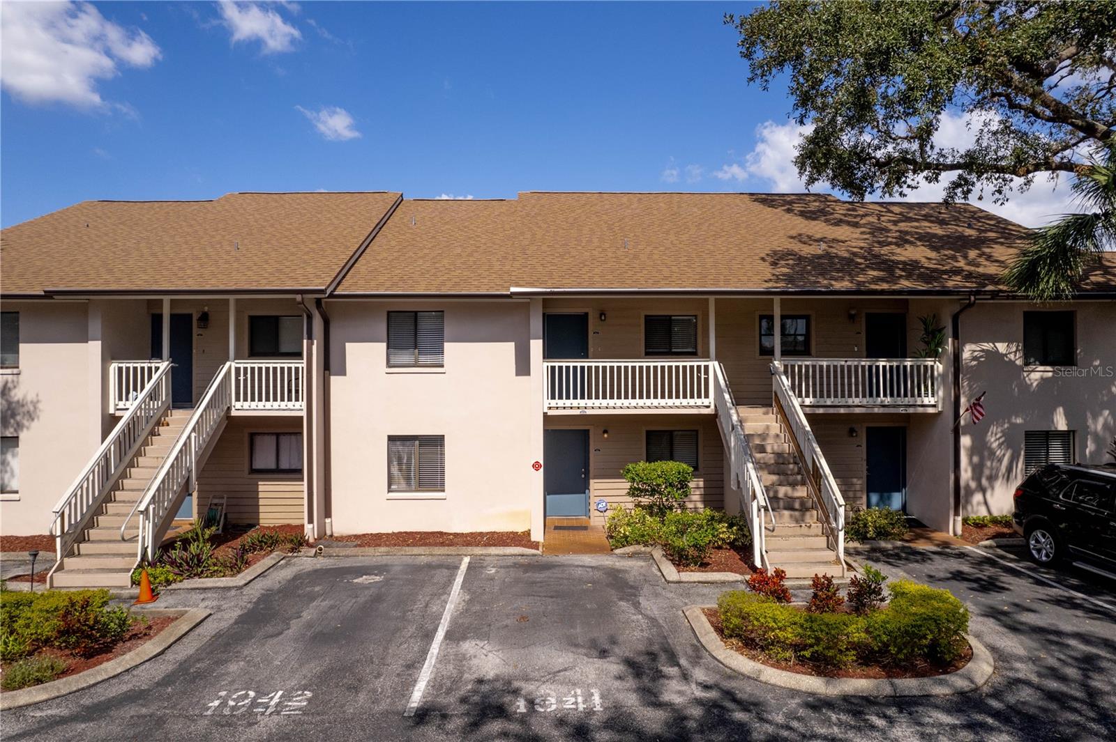 3713 CHAMPAGNE DR #115, TAMPA, FL, 33618