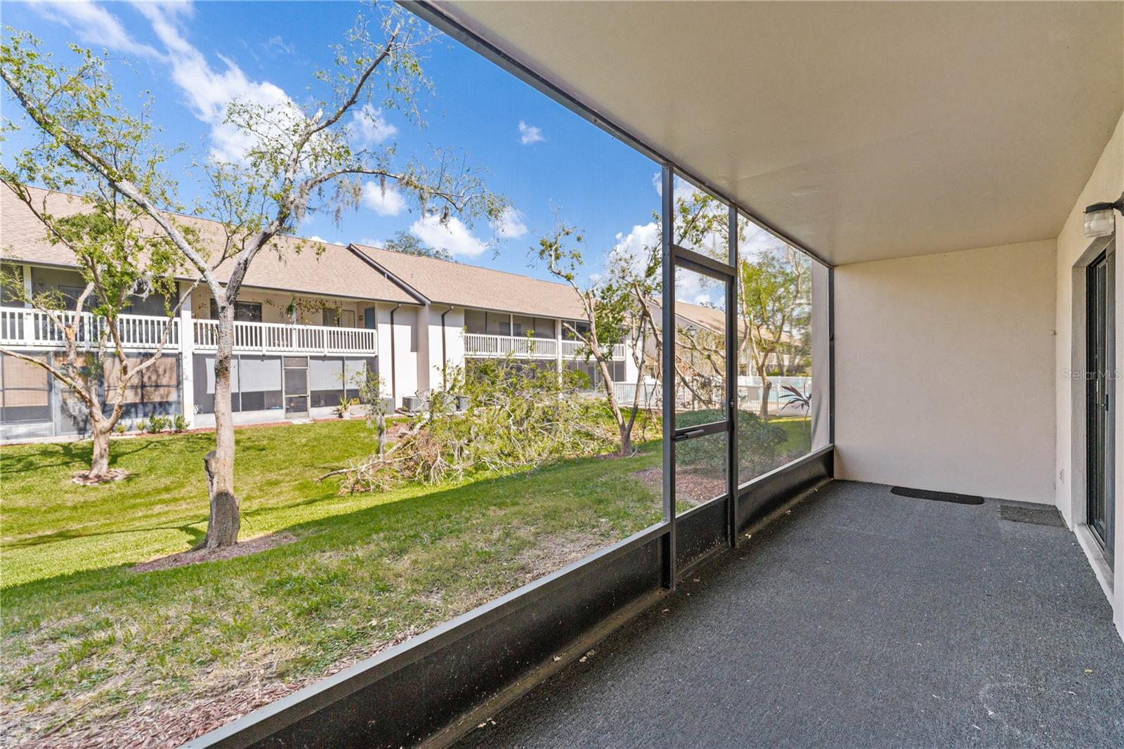 3713 CHAMPAGNE DR #115, TAMPA, FL, 33618